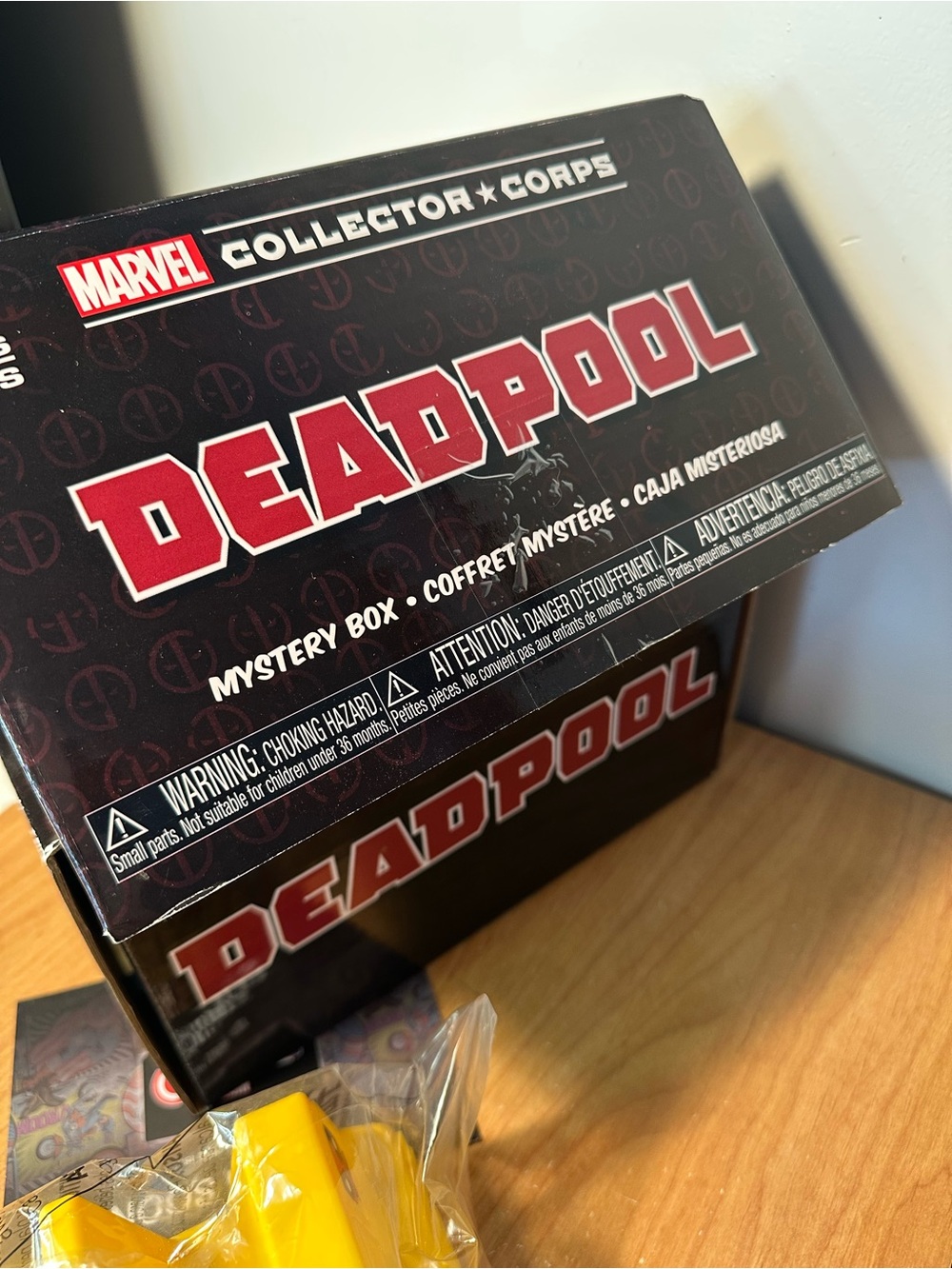 Marvel Deadpool Collector Box - Picture 8 of 8